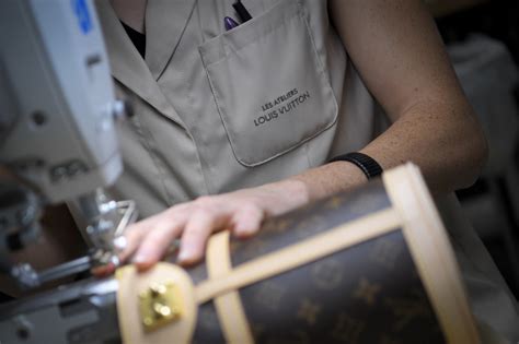 Paris : une boutique Louis Vuitton cambriolée, plus de .